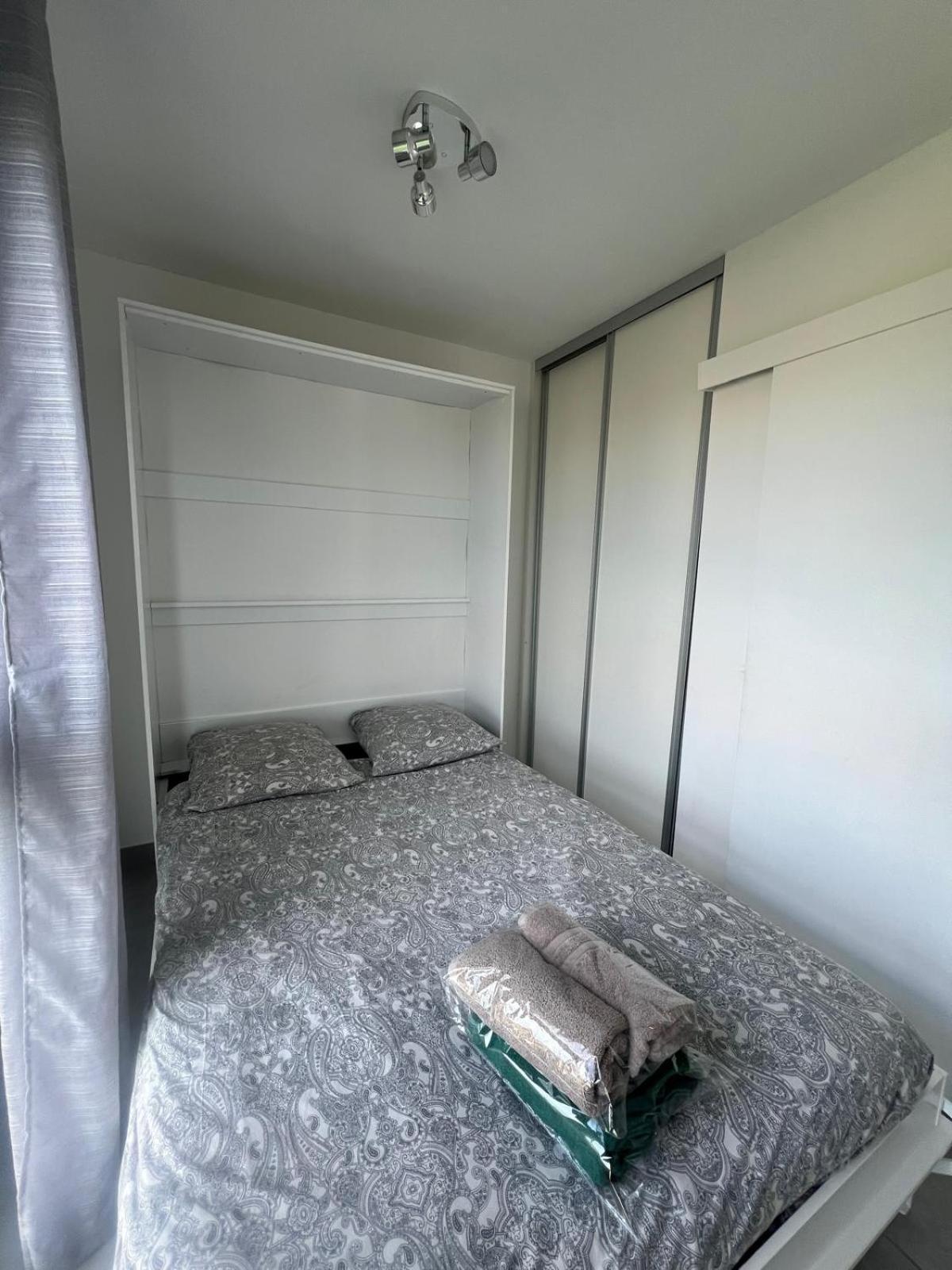 Les Pieds Dans Le Sable Appartement Vue Mer 1 Chambre 1 Cabine Le Grau-du-Roi Eksteriør bilde